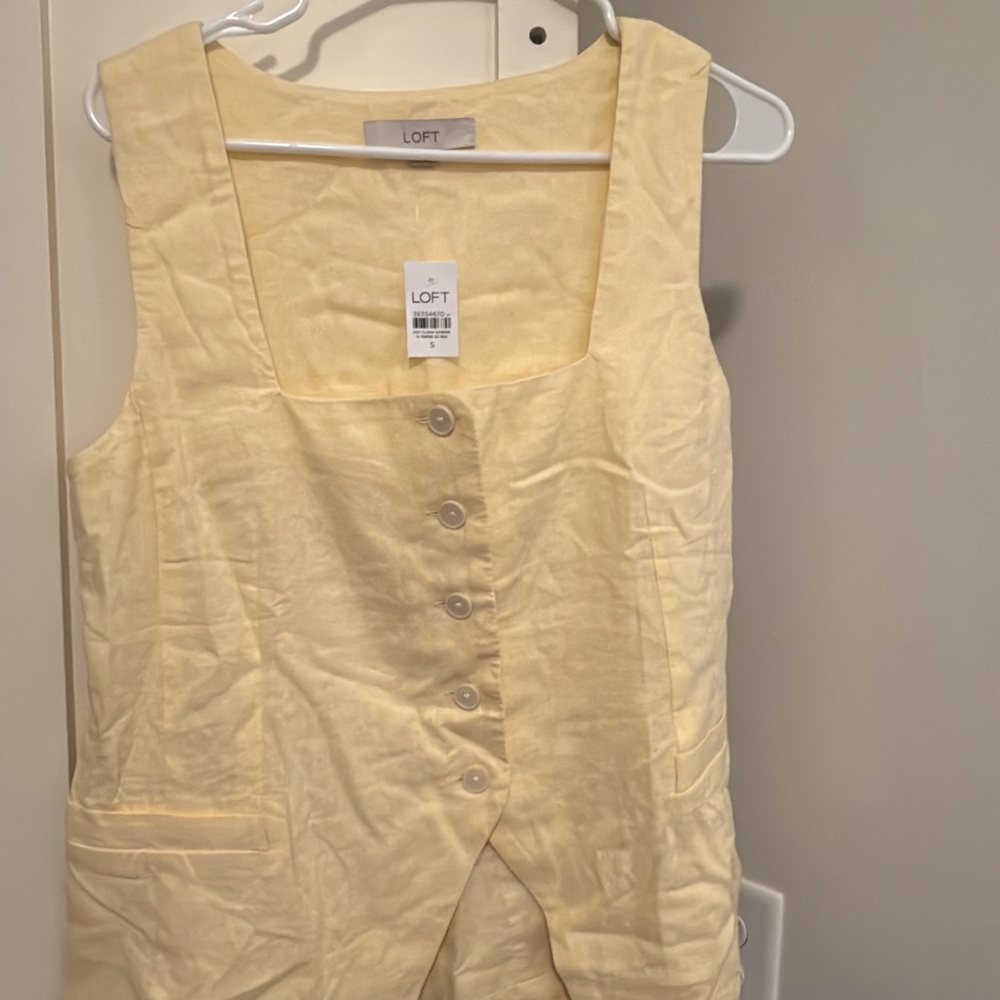 LOFT Light Yellow Sleeveless Button-Front Blouse